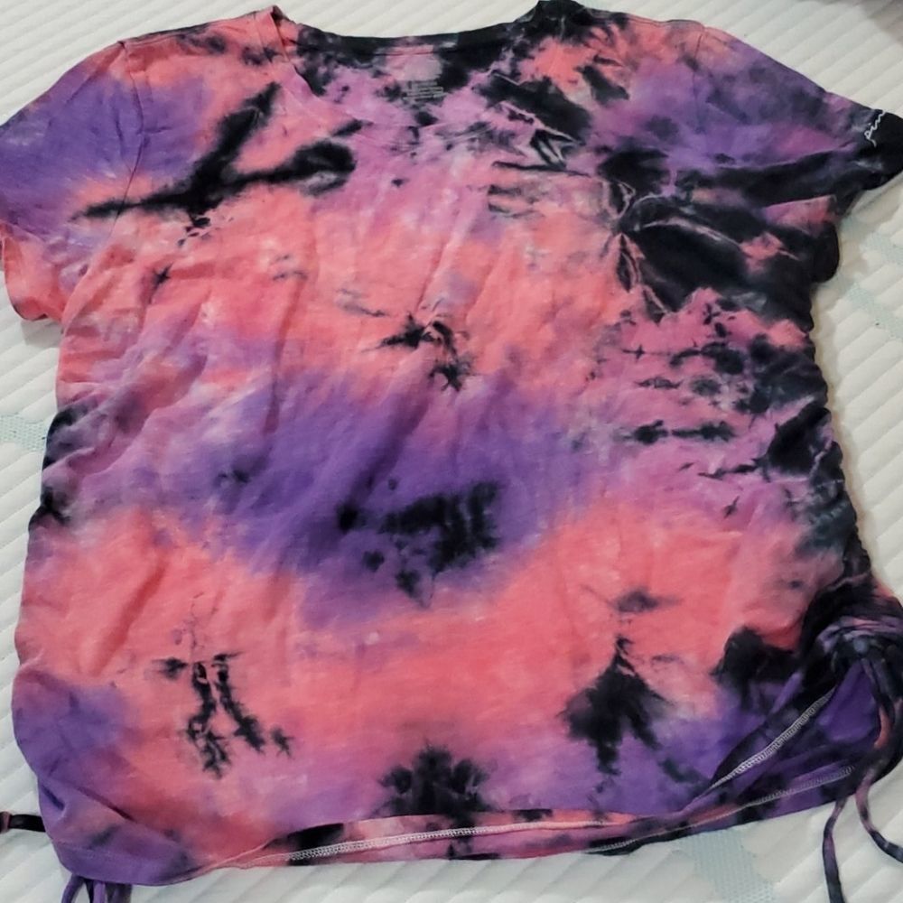 Nwt VS PINK tie dye shirt slim fit